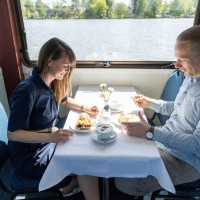 Kaffeedurst und Kuchenlust? Kein Problem bei uns an Bord.