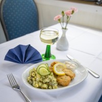 Guten Appetit! Wir leben Bordgastronomie, die den Namen auch verdient.